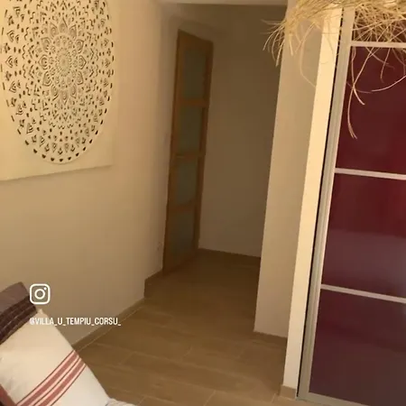 Lavighiu ゲストハウス